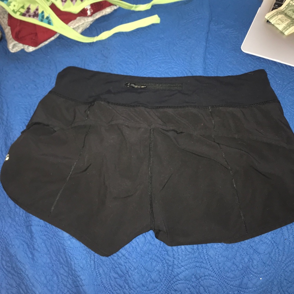 black lululemon speed shorts